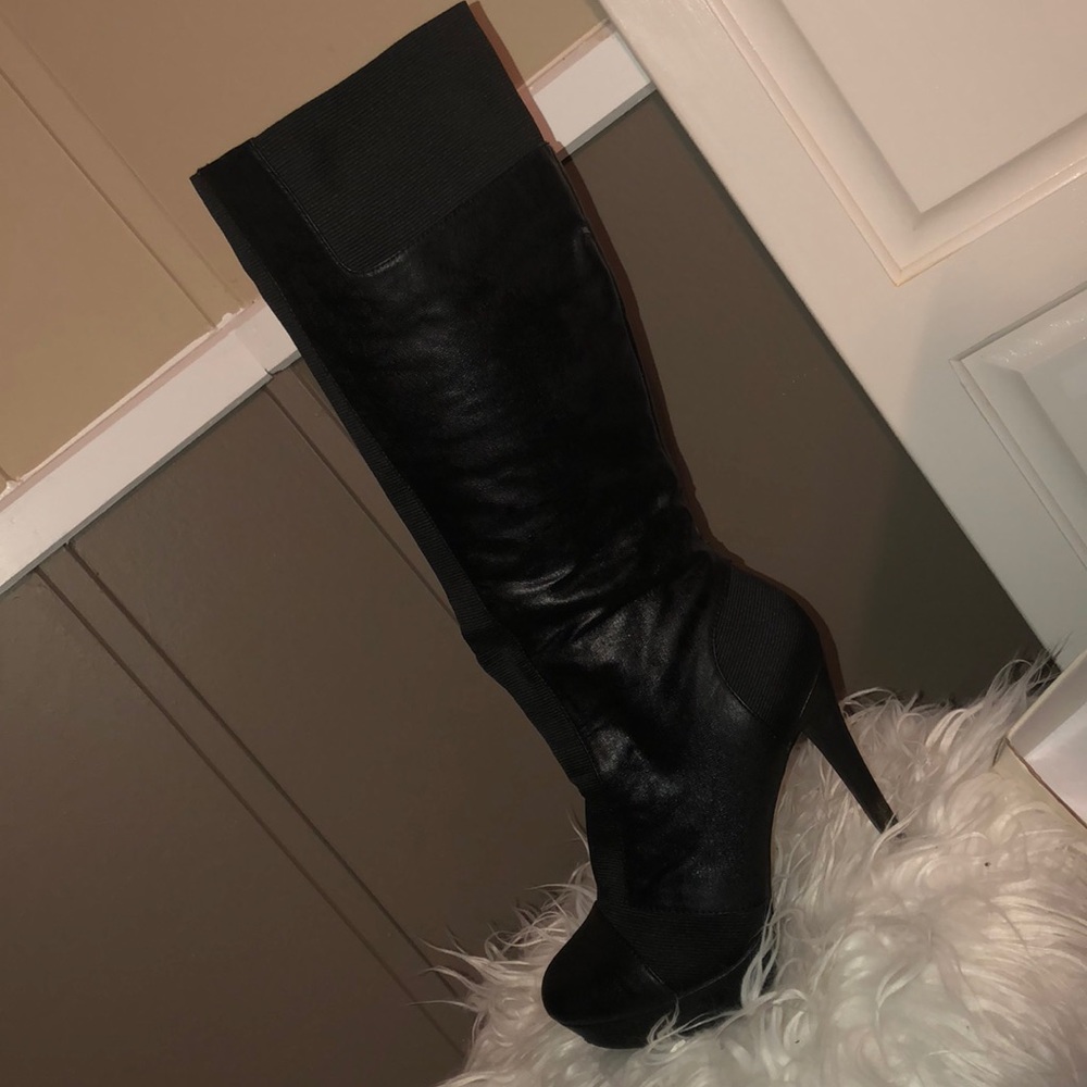 Black Boots